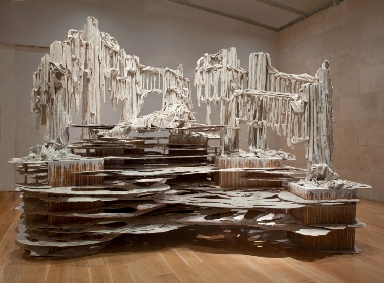 dianAlHadid_Gradivas_Fourth_Wall3